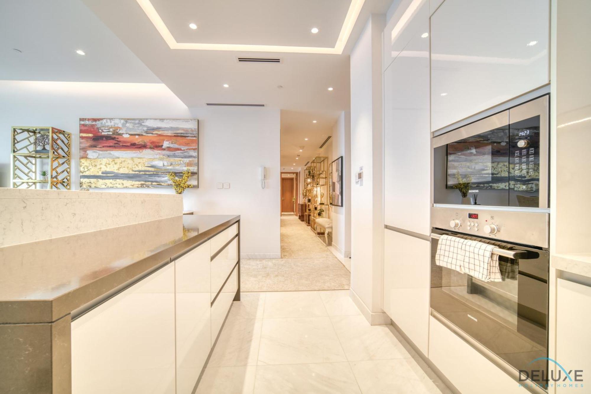 Apartment Picturesque 3br With Assistant At The One Jbr By Deluxe Homes Dubai